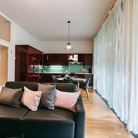 Luxury Downtown Appartement Mit Garage 그라츠 외부 사진