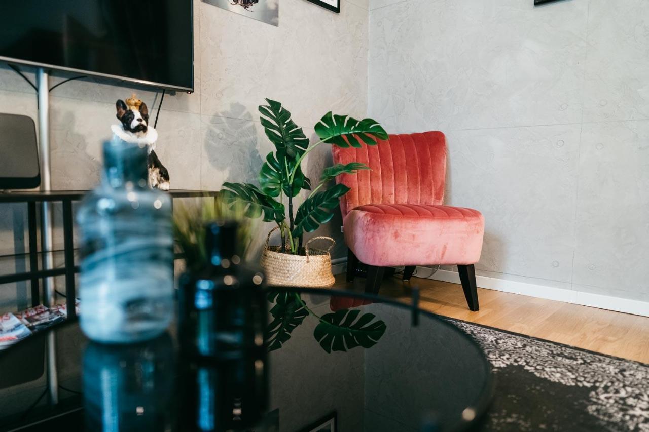 Luxury Downtown Appartement Mit Garage 그라츠 외부 사진