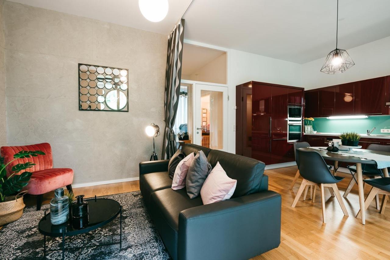 Luxury Downtown Appartement Mit Garage 그라츠 외부 사진